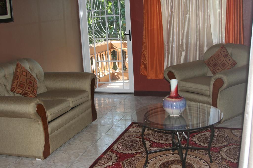 קינגסטון Cozy Apartment מראה חיצוני תמונה