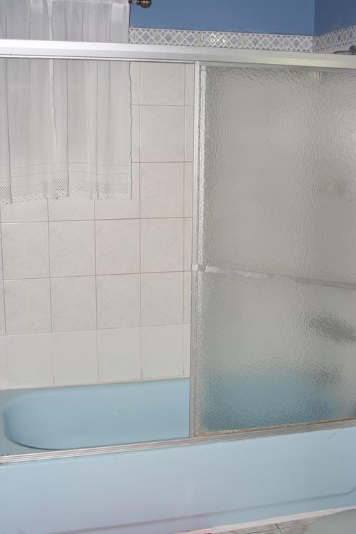 קינגסטון Cozy Apartment מראה חיצוני תמונה
